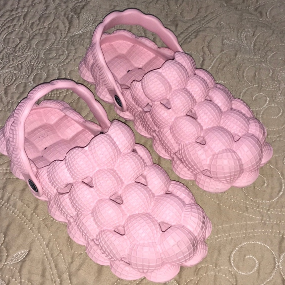 Source Unknown Bubblegum Pink Clogs - image 1